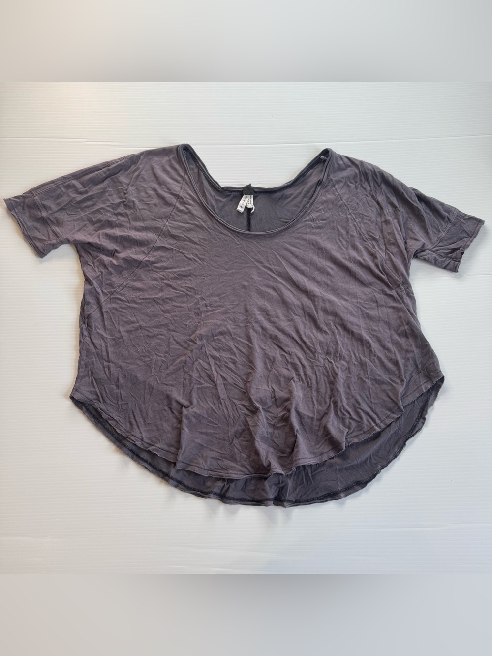 Urban Outfitters Cotton Short Sleeve Scoop Neck Tee in Purple Gray
